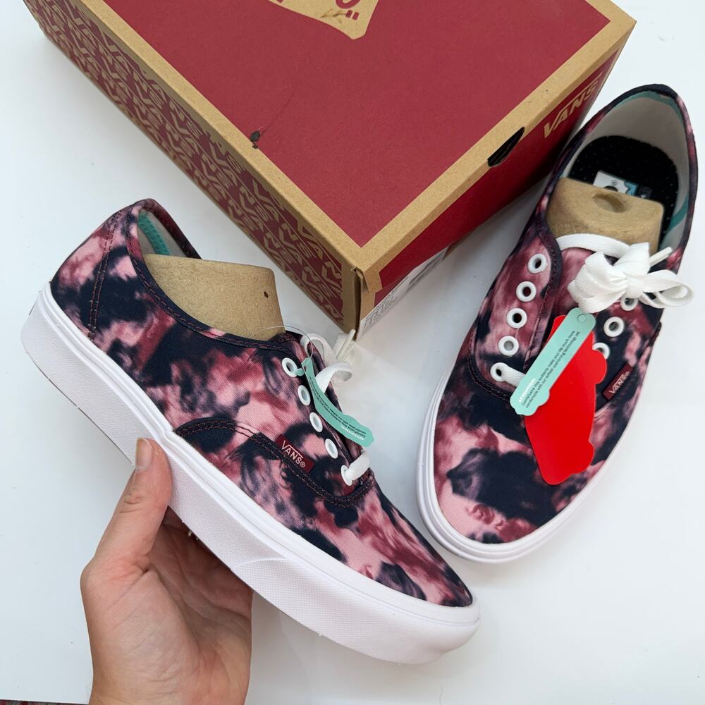 NEW VANS Comfycush Authentic Sneaker in Grunge Wash Tie Dye 9
